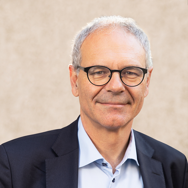 Oskar  Jenni